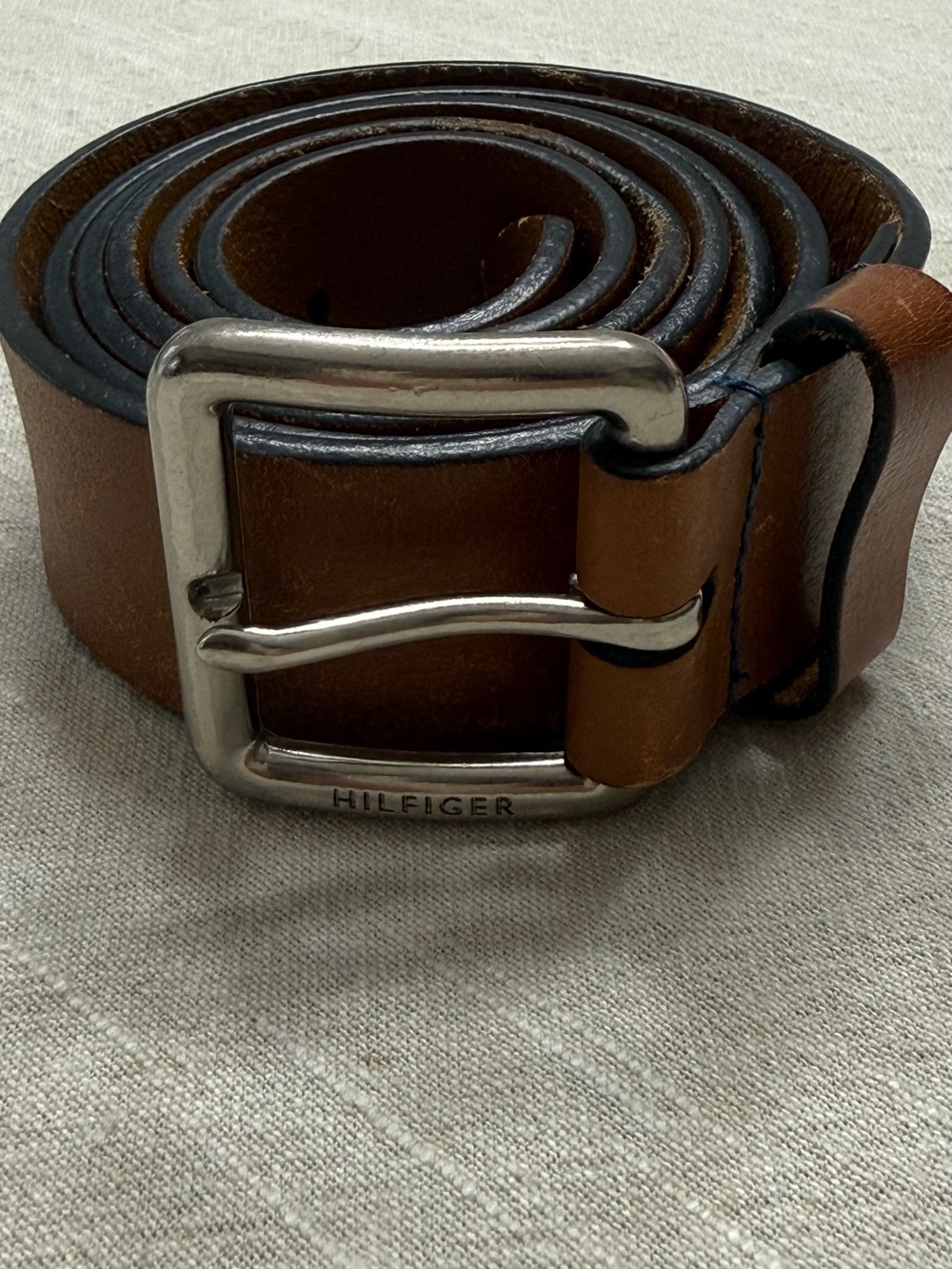 Tommy Hilfiger Tan Brown Leather Belt with Silver Buckle